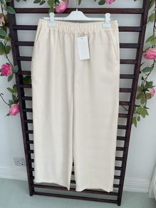 trousers Bnwt Zara cream wide leg trousers medium modal fabric