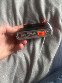 black +decker battery 18 volt good as new