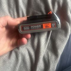 black +decker battery 18 volt good as new