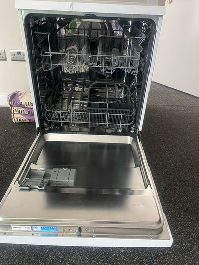 Zanussi Dishwasher