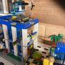 Lego City 60047 Image 8