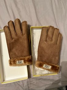UGG gloves Size XL