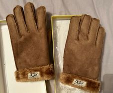 UGG gloves Size XL