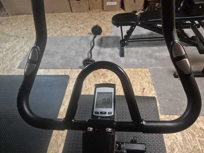 Hit Fitness G6 Indoor Exercise Bike