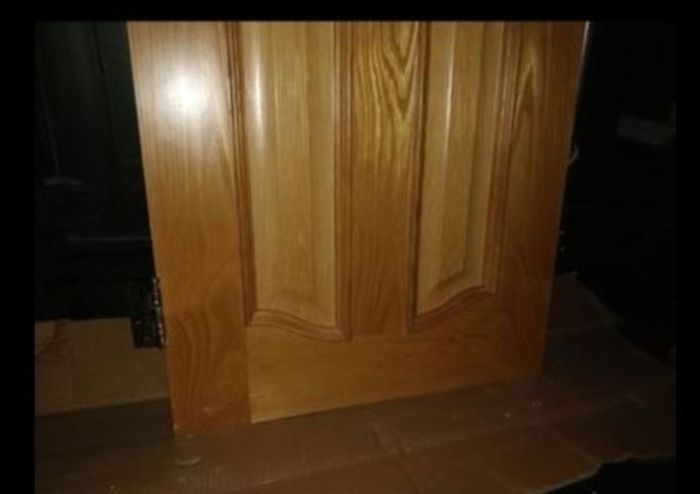 Solid wooden door