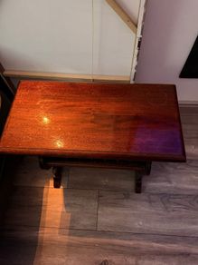 magazine table