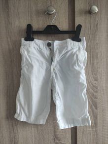 H&m white shorts 5/6 years like   new worn once