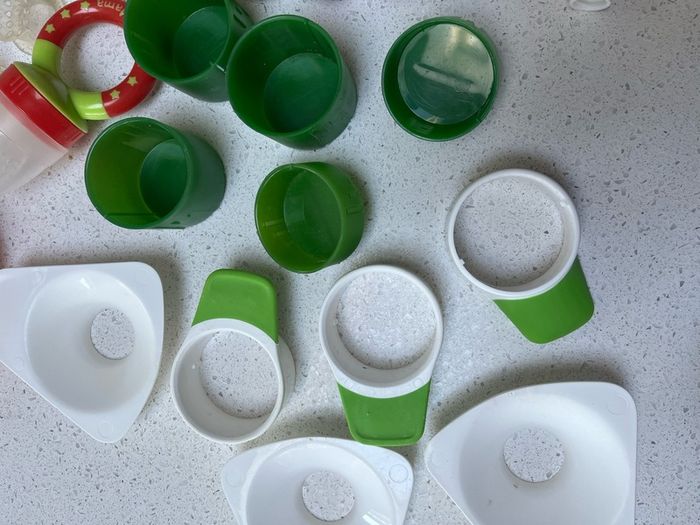 clevamama products /food pouches/food feeders / measuring powders