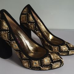 Le Babe Womens Gold Black Embroidered Block Heel Shoes EU36 UK3 BNIB Italy CAN POST
