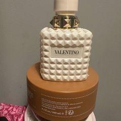 Valentino perfume