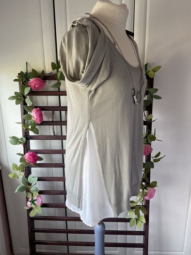 jumper Bnwt peruzzi jumper size 38 grey jumper with chiffon detail