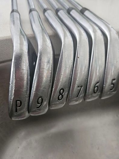 Titleist Ap2 718