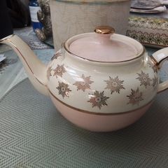 Sadler Starburst Pink & Gold Trim Teapot