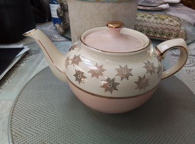 Sadler Starburst Pink & Gold Trim Teapot