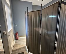 Wall Beauty Salon