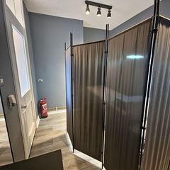 Wall Beauty Salon
