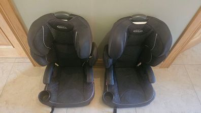 2 x Graco booster travel seats