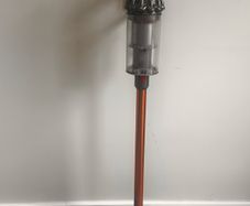 Dyson v10 vacuum
