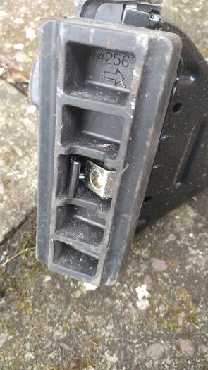 Toyota Hiace Roof Bar and brackets