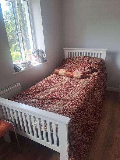 single bed