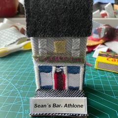 'Seans Bar' Athlone - Thatch and Match