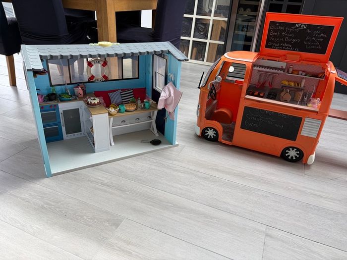 Our Generation food truck, beach house & bunks