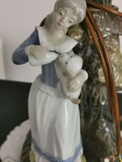 Vintage Tengra porceline lamp