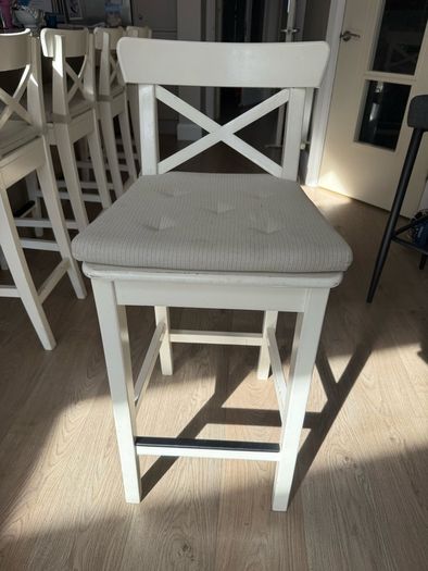 Barstool