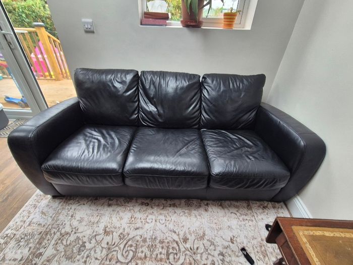 3 seater leather sofa
