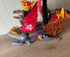 pirate ship