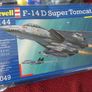 Revell F-14 Super Tomcat Model Set 2007 #040449 Skill 3 New In Pack Scale 1:44 With Paint Image 3