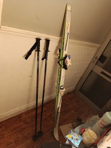 mens skis and poles