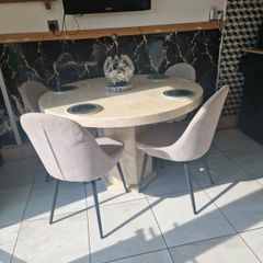 table and 4 chairs