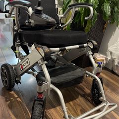 Igo electric wheelchair