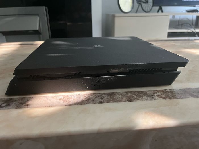 Playstation 4 Slim
