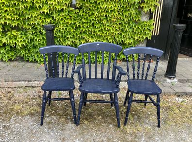 3x chairs