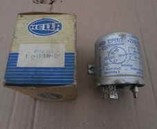 Hella 12 Volt Flasher Unit.