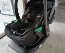 baby car seat and isofix