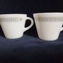 Pyrex cups, vintage pyrex Image 2