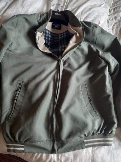 Premier Mans jacket, size large.