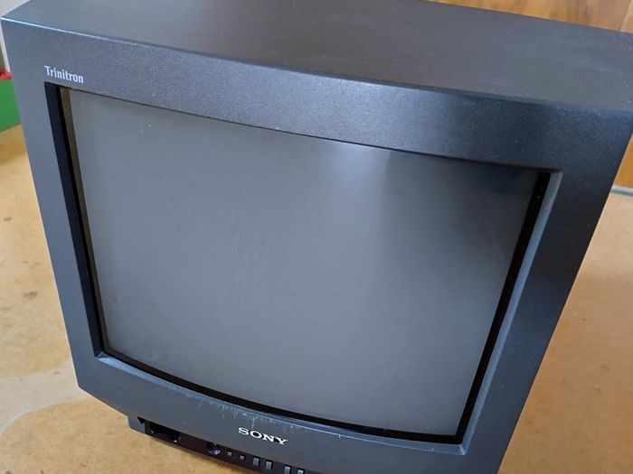 Sony Trinitron KV-14M1L -  TV - Retro - CRT