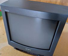 Sony Trinitron  TV - Retro - CRT