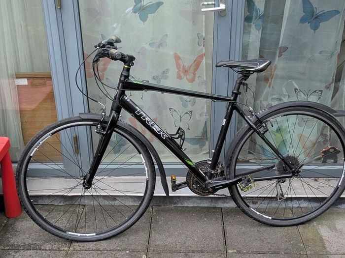 Trek FX 7.3 Hybrid Bike