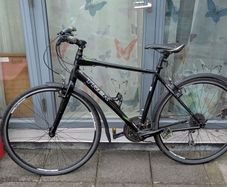 Trek FX 7.3 Hybrid Bike