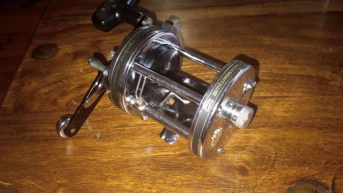 Abu sea fishing reel 7500