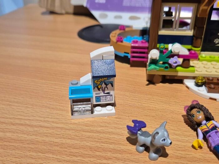 Lego Friends 41323 Snow Resort Chalet