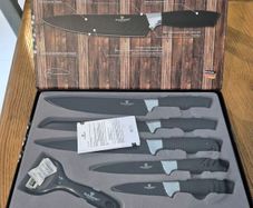 Knives set