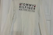 Tommy Hilfiger long sleeve top. Size 164 / girls age 14-15.