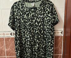 Victoria's Secret PINK T-shirt - Size M