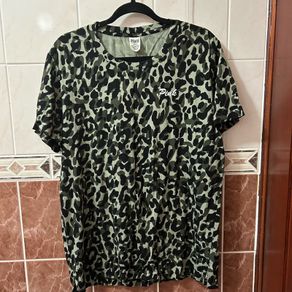 Victoria's Secret PINK T-shirt - Size M